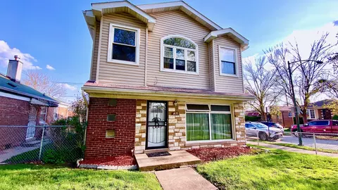 1633 E 93rd St, Chicago, IL 60617