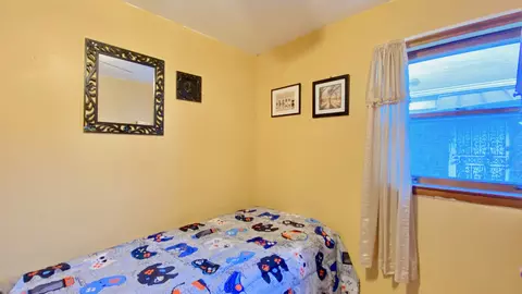 Bedroom - 1633 E 93rd St, Chicago, IL 60617 photo 4 of 4