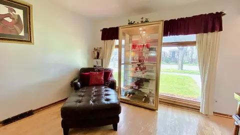 Living - 1633 E 93rd St, Chicago, IL 60617 photo 1 of 2