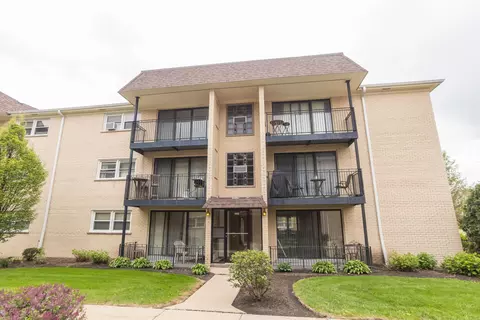 6561 N Harlem Ave #3E, Chicago, IL 60631