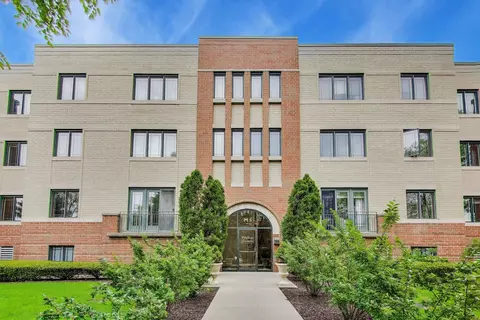 115 N Clifton Ave #101, Park Ridge, IL 60068