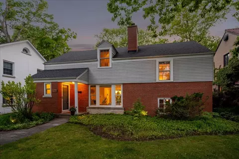 Exterior - 712 Juniper Rd, Glenview, IL 60025 photo 11 of 11