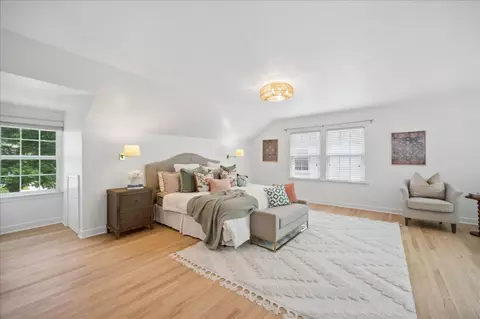 Bedroom - 712 Juniper Rd, Glenview, IL 60025 photo 1 of 4