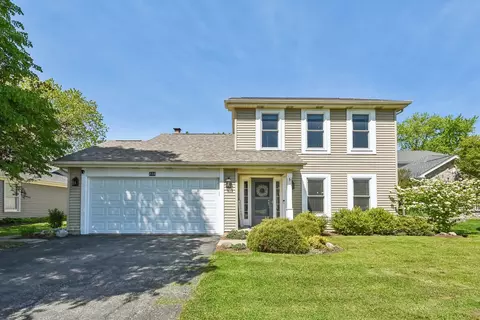 335 Farmhill Cir, Wauconda, IL 60084