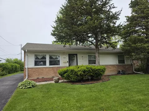 924 Blackhawk Dr, University Park, IL 60484