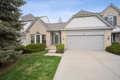 80 Fontaine Ct, Bloomingdale, IL 60108