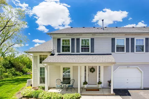 271 Butternut Ln #271, Streamwood, IL 60107
