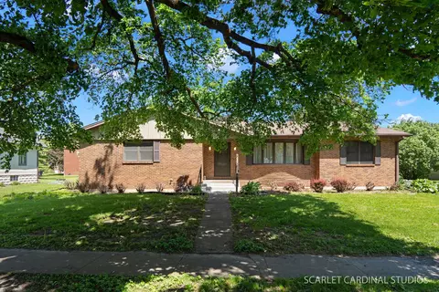 220 E North St, Leland, IL 60531