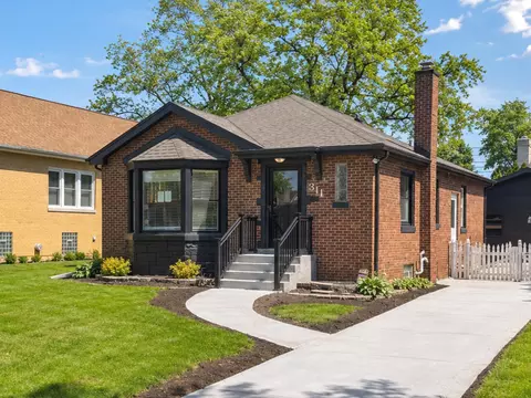 311 N Home Ave, Park Ridge, IL 60068