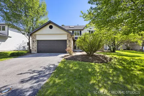535 Chester Ct, Aurora, IL 60504