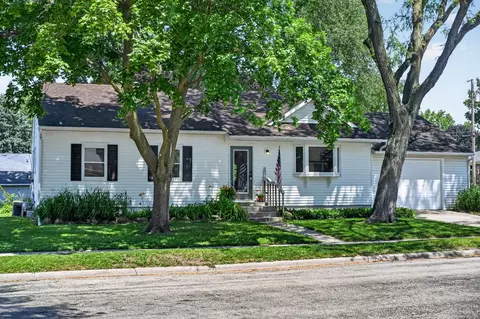 201 Irene Ave, Rochelle, IL 61068