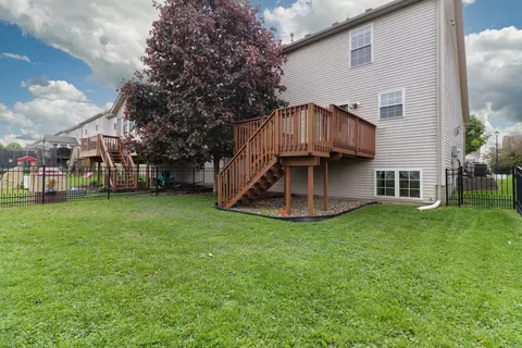 Exterior - 460 Beechwood Ct, Normal, IL 61761 photo 5 of 13