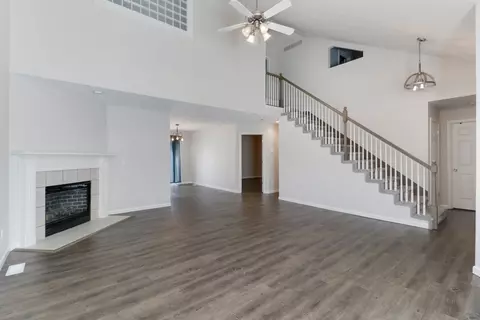 Living - 460 Beechwood Ct, Normal, IL 61761 photo 3 of 6