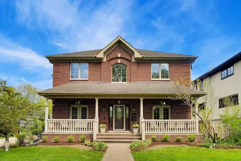 327 S Knight Ave, Park Ridge, IL 60068