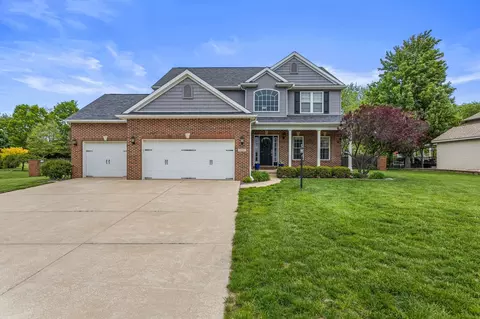 1308 Woodberry Dr, Mahomet, IL 61853