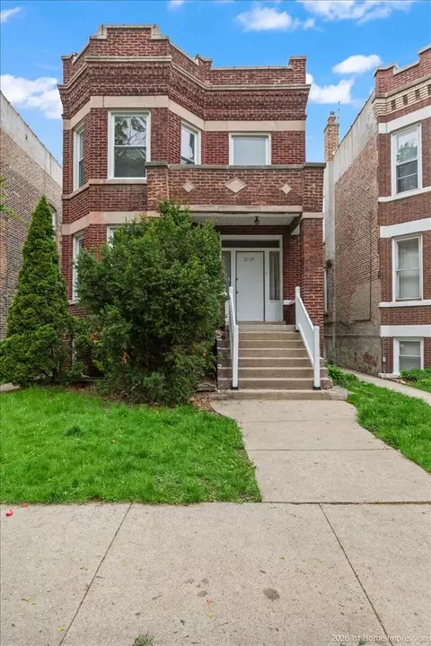 2124 Harvey Ave, Berwyn, IL 60402