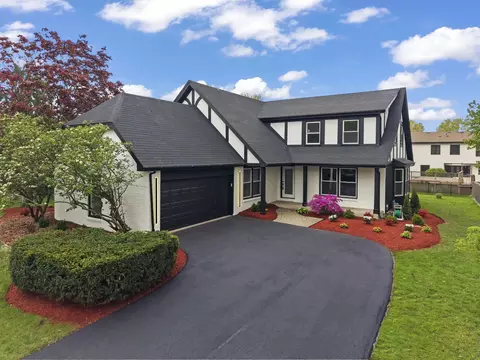 625 Edward Rd, Naperville, IL 60540