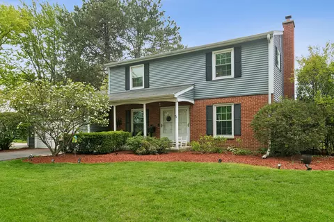 4331 Hoover St, Rolling Meadows, IL 60008