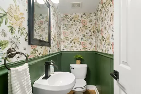 Bath - 4331 Hoover St, Rolling Meadows, IL 60008 photo 1 of 3