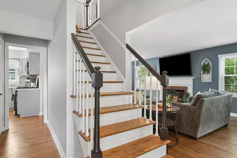 Entry Way - 4331 Hoover St, Rolling Meadows, IL 60008 photo 1 of 1
