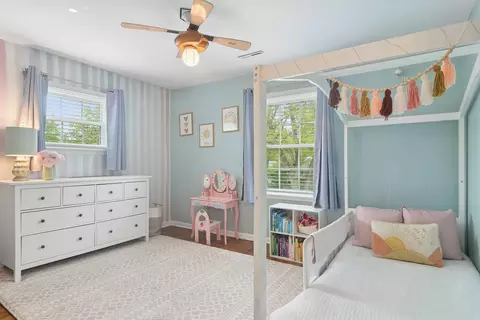 Bedroom - 4331 Hoover St, Rolling Meadows, IL 60008 photo 2 of 3