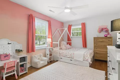 Bedroom - 4331 Hoover St, Rolling Meadows, IL 60008 photo 3 of 3