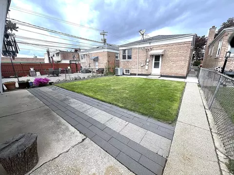 Exterior - 3939 W 84th Pl, Chicago, IL 60652 photo 3 of 5