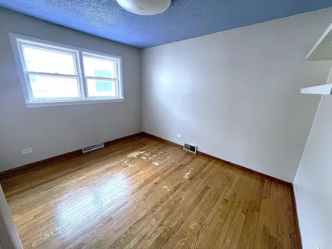 Bedroom - 3939 W 84th Pl, Chicago, IL 60652 photo 1 of 7