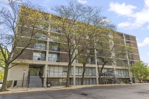 1043 S York Rd #208, Bensenville, IL 60106