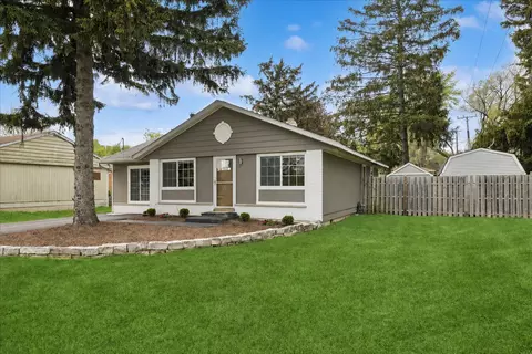 1221 Crystal Lake Rd, Lake In The Hills, IL 60156
