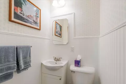 Bath - 302 Radliff Rd, Bloomington, IL 61701 photo 1 of 2