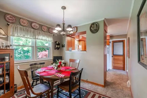 Dining - 302 Radliff Rd, Bloomington, IL 61701 photo 1 of 2
