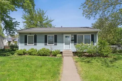1022 W 13th St, Davenport, IA 52804