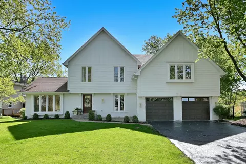 714 Celtic Ash Ct, Naperville, IL 60540