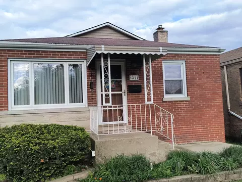 4211 East Ave, Stickney, IL 60402