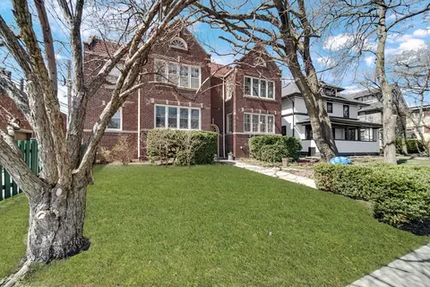431 S East Ave #1N, Oak Park, IL 60302