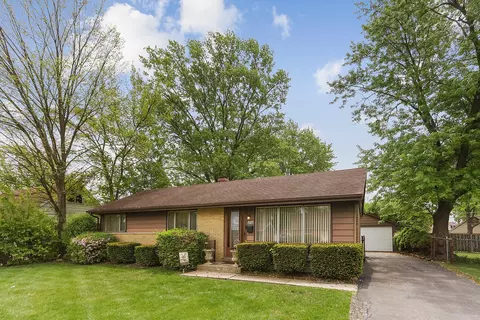 7025 Saratoga Dr, Bridgeview, IL 60455