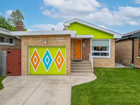 6139 W Gunnison St, Chicago, IL 60630