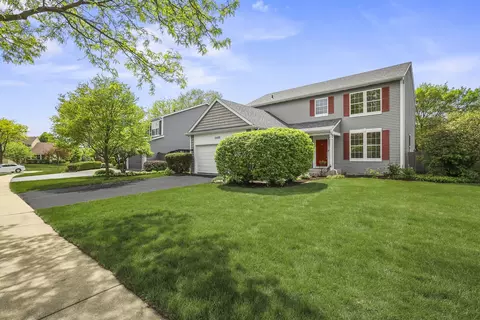 2455 Emerson Ln, Naperville, IL 60540