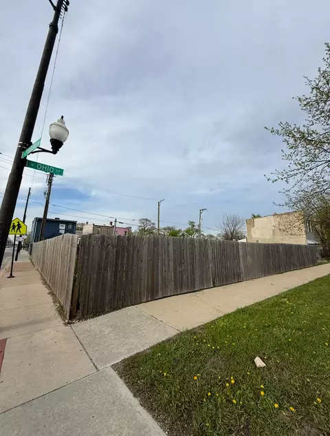 3964 W Ohio St, Chicago, IL 60624