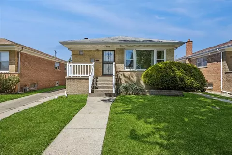 14522 S Calhoun Ave, Burnham, IL 60633