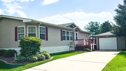 22654 Foxfire Dr, Frankfort, IL 60423