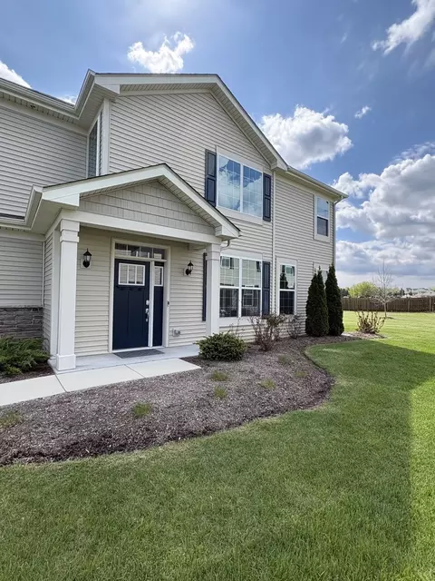 2001 Stuttle Rd, Batavia, IL 60510