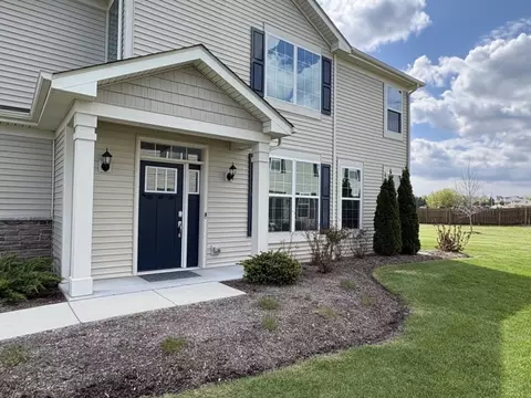 2001 Stuttle Rd, Batavia, IL 60510