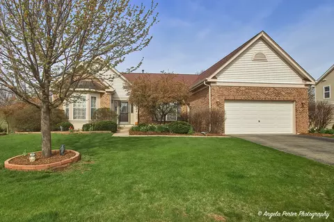 2605 Parker Ln, Johnsburg, IL 60050