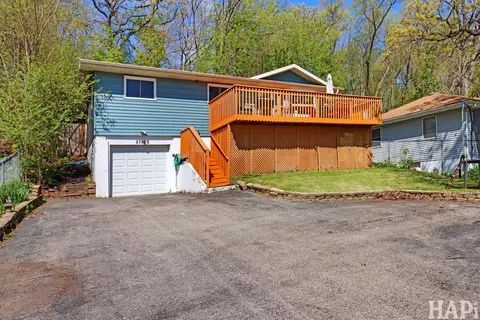 5709 Fox Lake Rd, Mchenry, IL 60051