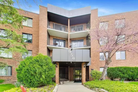 950 E Wilmette Rd #405, Palatine, IL 60074