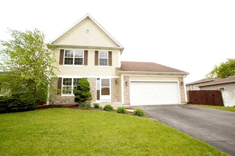 10 Beaver Creek Ct, Bolingbrook, IL 60490