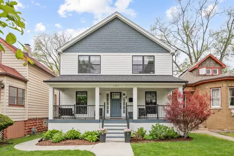 121 Des Plaines Ave, Forest Park, IL 60130