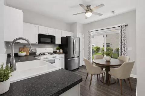 Kitchen - 7221 Alden Dr, Plainfield, IL 60586 photo 1 of 4